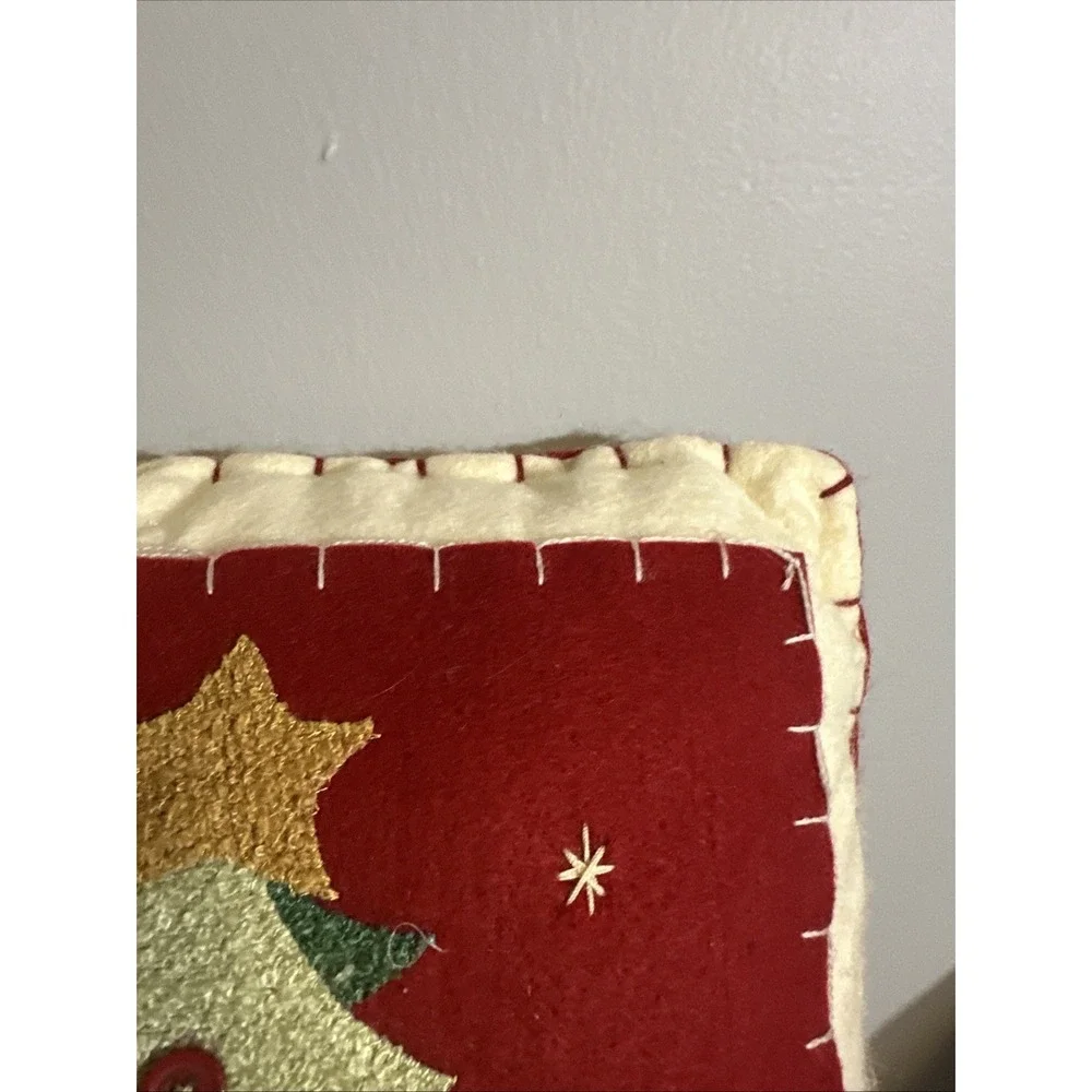 Christmas Tree  Holiday Throw Pillows Target Square 11x11 White Red Set 2‎